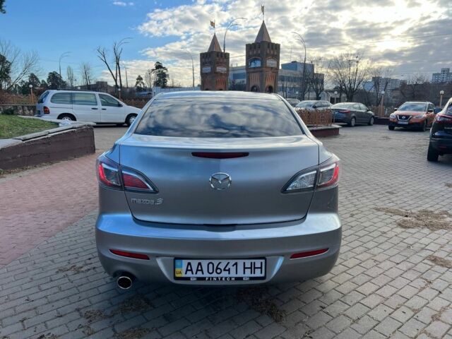 Серый Мазда 3, объемом двигателя 1.6 л и пробегом 278 тыс. км за 6800 $, фото 4 на Automoto.ua