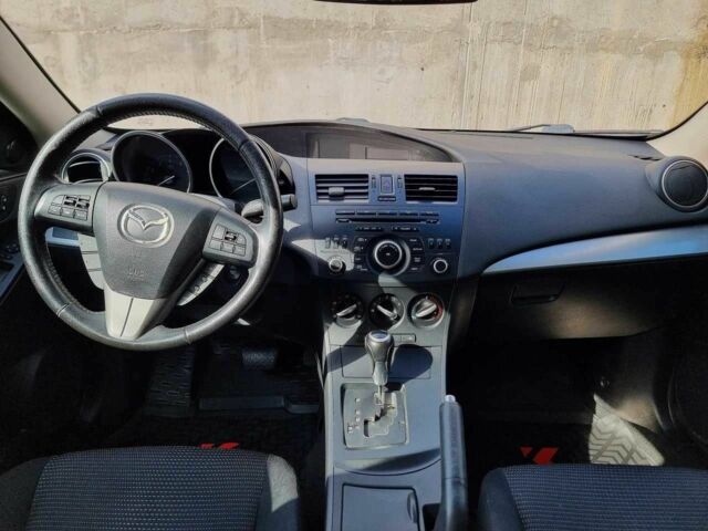Сірий Мазда 3, об'ємом двигуна 2 л та пробігом 190 тис. км за 7599 $, фото 20 на Automoto.ua
