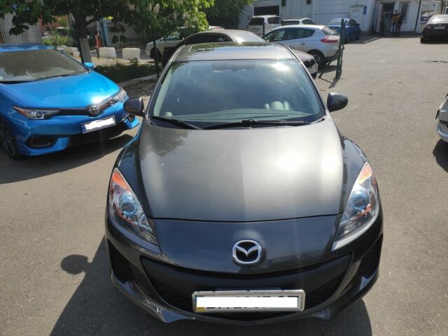 Серый Мазда 3, объемом двигателя 2 л и пробегом 95 тыс. км за 8700 $, фото 2 на Automoto.ua