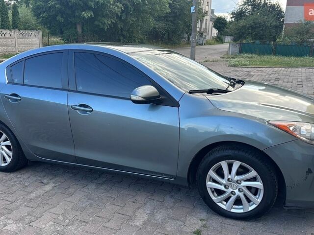Сірий Мазда 3, об'ємом двигуна 2 л та пробігом 220 тис. км за 7250 $, фото 2 на Automoto.ua