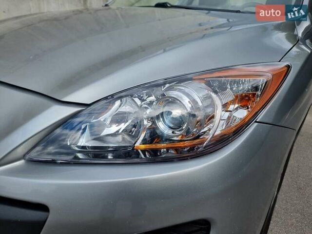 Серый Мазда 3, объемом двигателя 2 л и пробегом 190 тыс. км за 6999 $, фото 7 на Automoto.ua