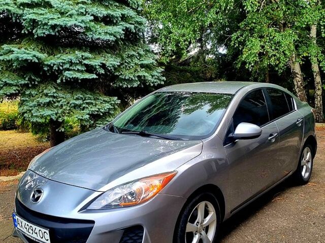 Сірий Мазда 3, об'ємом двигуна 2 л та пробігом 240 тис. км за 6800 $, фото 1 на Automoto.ua