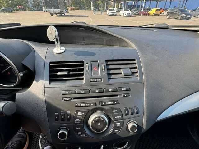 Сірий Мазда 3, об'ємом двигуна 2 л та пробігом 195 тис. км за 7150 $, фото 14 на Automoto.ua