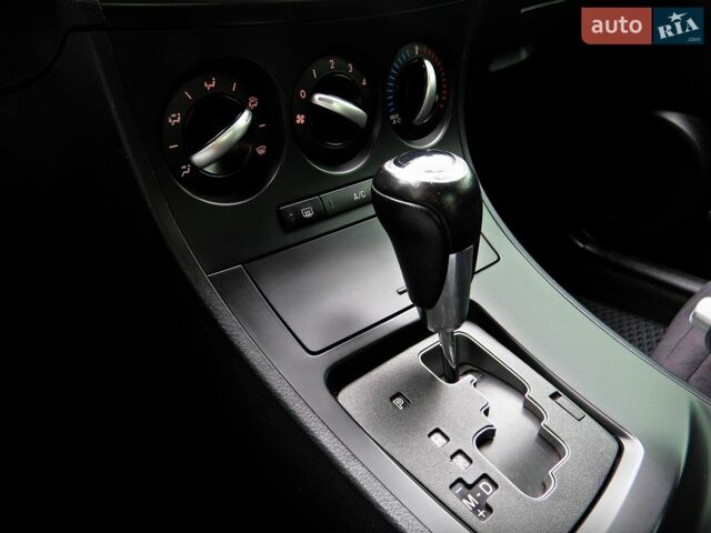Серый Мазда 3, объемом двигателя 2 л и пробегом 198 тыс. км за 7700 $, фото 8 на Automoto.ua