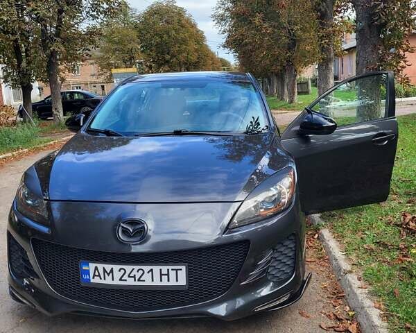 Сірий Мазда 3, об'ємом двигуна 2 л та пробігом 250 тис. км за 7500 $, фото 3 на Automoto.ua