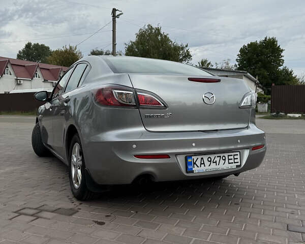Серый Мазда 3, объемом двигателя 1.6 л и пробегом 180 тыс. км за 7900 $, фото 2 на Automoto.ua