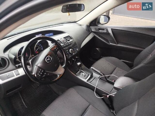 Серый Мазда 3, объемом двигателя 2 л и пробегом 232 тыс. км за 7799 $, фото 29 на Automoto.ua
