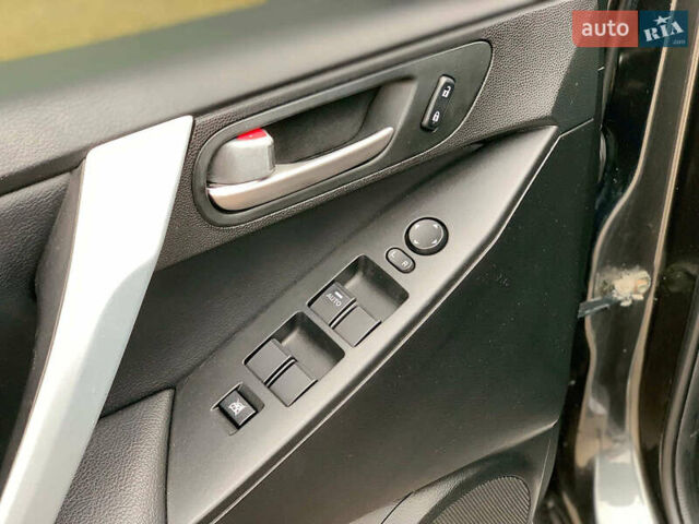 Серый Мазда 3, объемом двигателя 2 л и пробегом 254 тыс. км за 7990 $, фото 20 на Automoto.ua