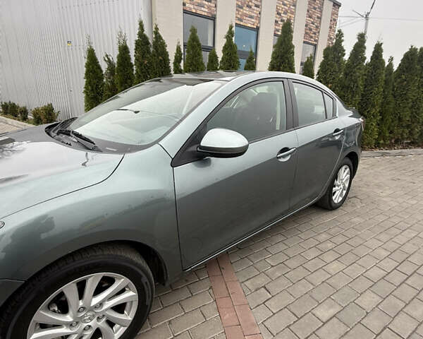 Серый Мазда 3, объемом двигателя 2 л и пробегом 201 тыс. км за 7000 $, фото 17 на Automoto.ua
