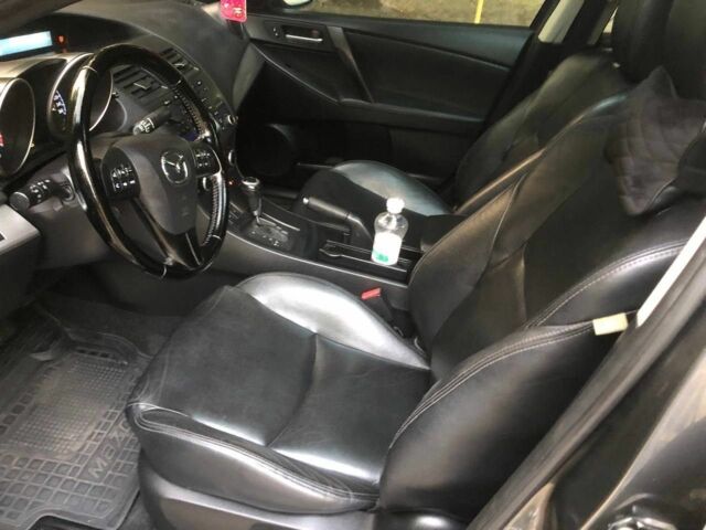Серый Мазда 3, объемом двигателя 2 л и пробегом 270 тыс. км за 8500 $, фото 5 на Automoto.ua