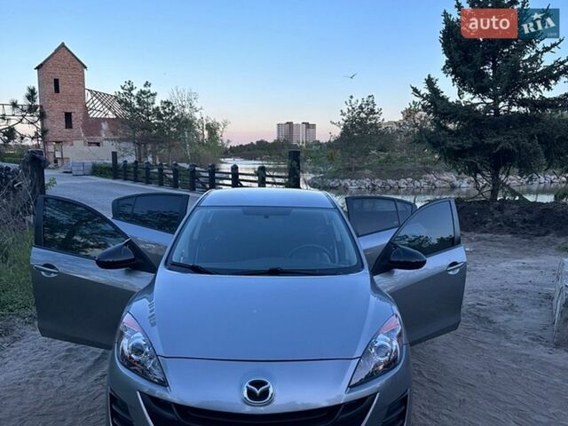 Серый Мазда 3, объемом двигателя 2 л и пробегом 152 тыс. км за 7500 $, фото 18 на Automoto.ua