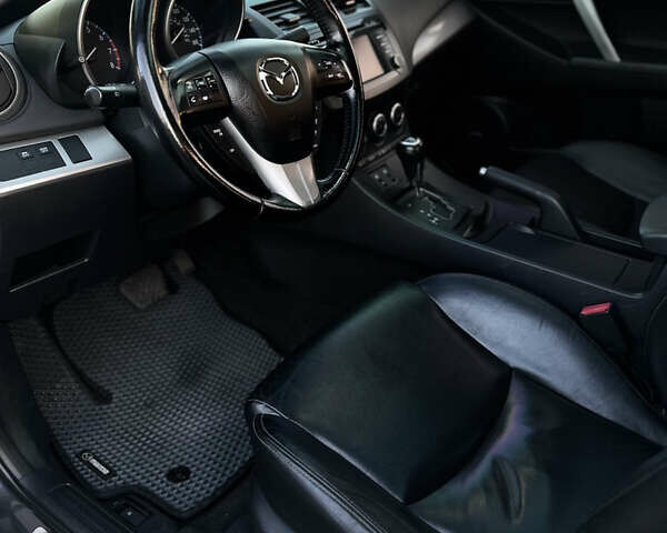 Сірий Мазда 3, об'ємом двигуна 2 л та пробігом 247 тис. км за 9500 $, фото 7 на Automoto.ua