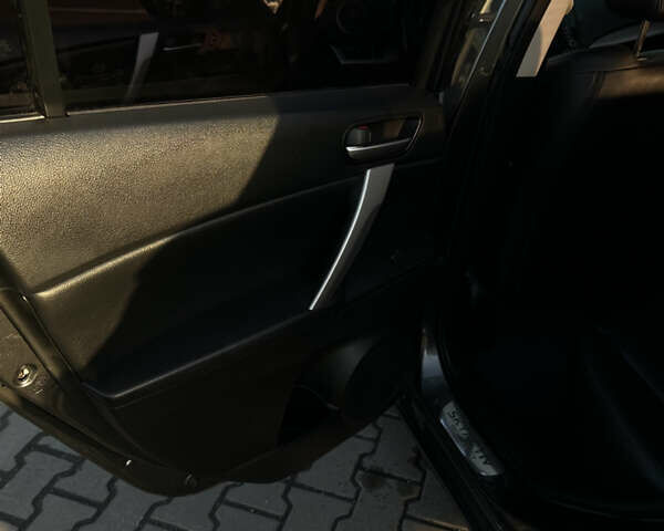 Сірий Мазда 3, об'ємом двигуна 2 л та пробігом 247 тис. км за 9500 $, фото 18 на Automoto.ua