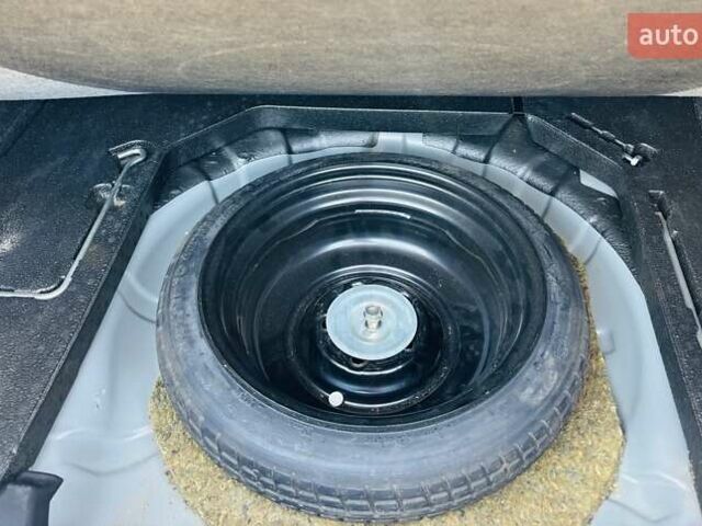 Серый Мазда 3, объемом двигателя 2 л и пробегом 106 тыс. км за 10500 $, фото 20 на Automoto.ua