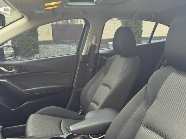 Мазда 3 2013 у Харкові на Automoto.ua Сірий Мазда 3, об'ємом двигуна 2 л та пробігом 175 тис. км за 8999 $, фото 6 на Automoto.ua