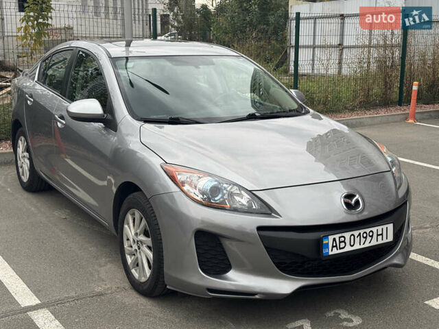 Мазда 3 2013 в Киеве на Automoto.ua Серый Мазда 3, объемом двигателя 2 л и пробегом 240 тыс. км за 9000 $, фото 2 на Automoto.ua