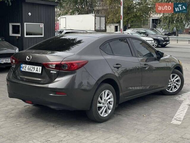 Серый Мазда 3, объемом двигателя 2 л и пробегом 173 тыс. км за 9700 $, фото 3 на Automoto.ua