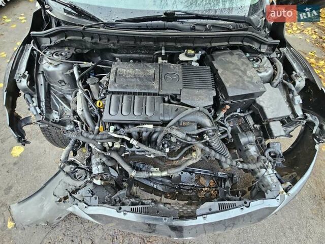 Сірий Мазда 3, об'ємом двигуна 1.6 л та пробігом 134 тис. км за 3800 $, фото 11 на Automoto.ua