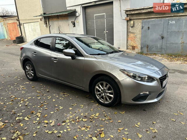 Серый Мазда 3, объемом двигателя 2 л и пробегом 182 тыс. км за 9000 $, фото 7 на Automoto.ua