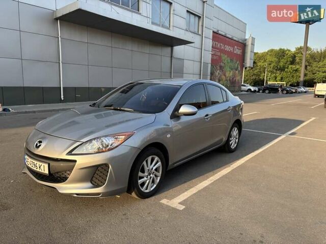 Серый Мазда 3, объемом двигателя 2 л и пробегом 106 тыс. км за 10500 $, фото 3 на Automoto.ua
