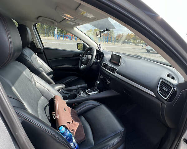 Мазда 3 2013 у Измаиле на Automoto.ua Сірий Мазда 3, об'ємом двигуна 2.5 л та пробігом 194 тис. км за 10000 $, фото 7 на Automoto.ua