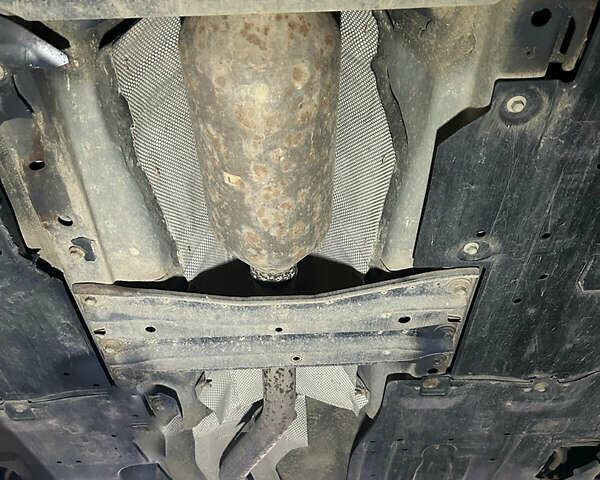 Серый Мазда 3, объемом двигателя 2 л и пробегом 182 тыс. км за 9000 $, фото 18 на Automoto.ua