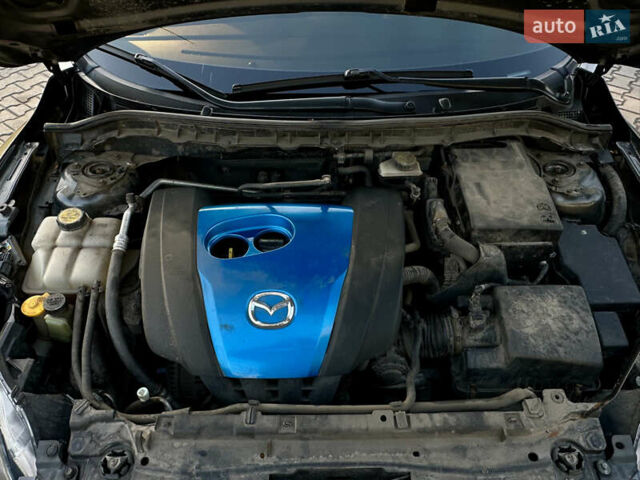 Сірий Мазда 3, об'ємом двигуна 2 л та пробігом 247 тис. км за 9500 $, фото 20 на Automoto.ua