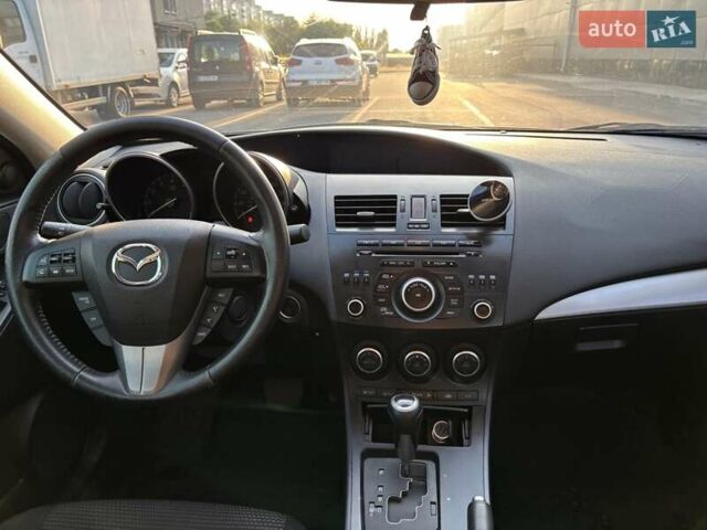 Серый Мазда 3, объемом двигателя 2 л и пробегом 106 тыс. км за 10500 $, фото 27 на Automoto.ua