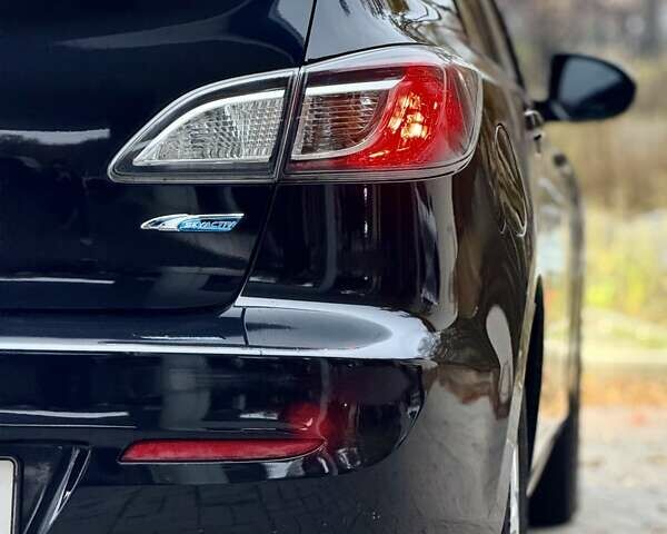 Серый Мазда 3, объемом двигателя 2 л и пробегом 158 тыс. км за 7999 $, фото 5 на Automoto.ua