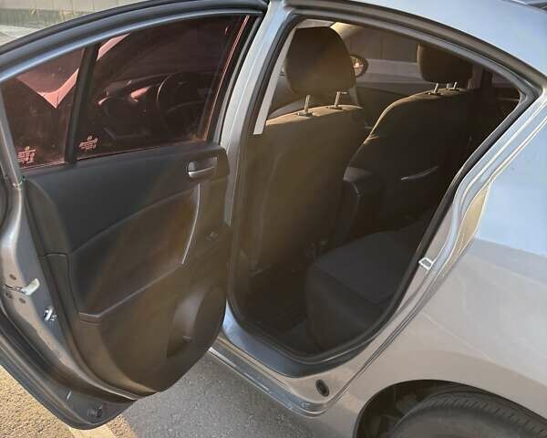 Серый Мазда 3, объемом двигателя 2 л и пробегом 106 тыс. км за 10500 $, фото 30 на Automoto.ua