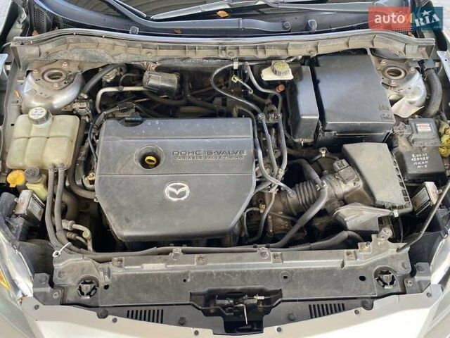 Серый Мазда 3, объемом двигателя 2 л и пробегом 219 тыс. км за 8800 $, фото 26 на Automoto.ua