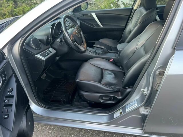 Серый Мазда 3, объемом двигателя 2 л и пробегом 85 тыс. км за 3700 $, фото 6 на Automoto.ua