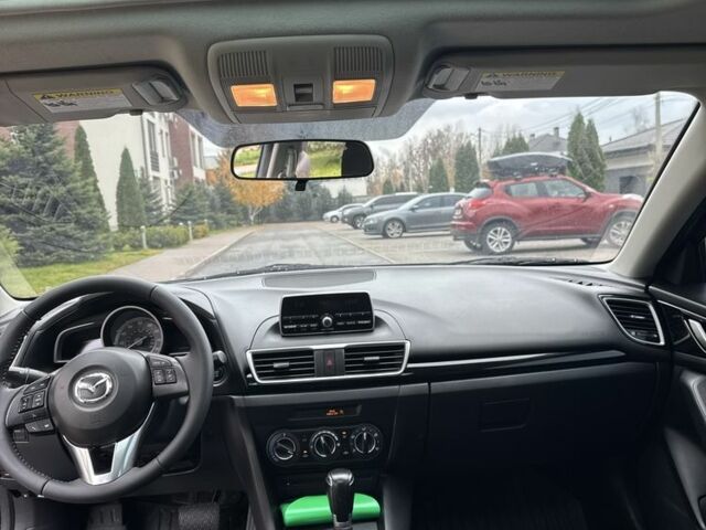 Мазда 3 2013 у Харкові на Automoto.ua Сірий Мазда 3, об'ємом двигуна 2 л та пробігом 175 тис. км за 8999 $, фото 7 на Automoto.ua