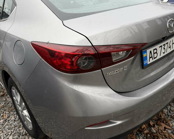Серый Мазда 3, объемом двигателя 1.6 л и пробегом 126 тыс. км за 8900 $, фото 3 на Automoto.ua
