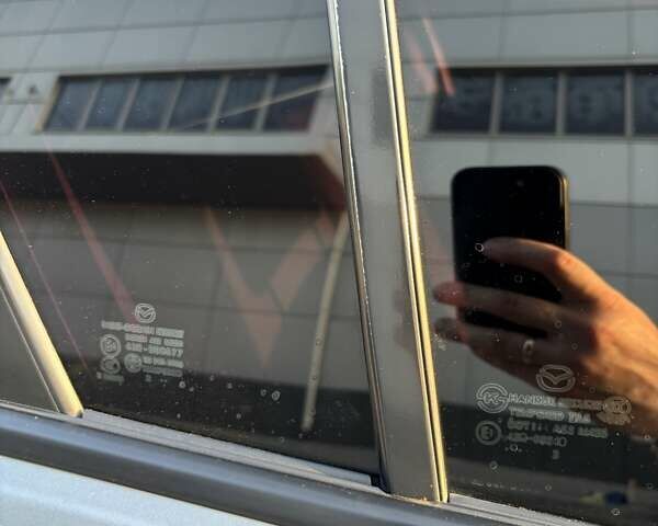 Серый Мазда 3, объемом двигателя 2 л и пробегом 106 тыс. км за 10500 $, фото 25 на Automoto.ua