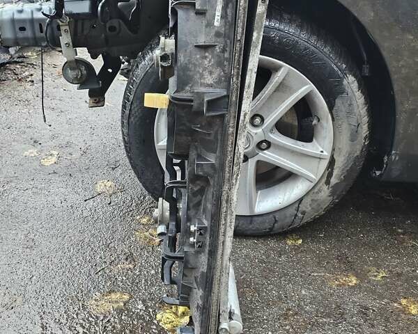 Сірий Мазда 3, об'ємом двигуна 1.6 л та пробігом 134 тис. км за 3800 $, фото 12 на Automoto.ua