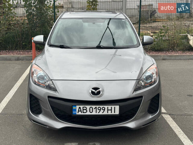 Мазда 3 2013 в Киеве на Automoto.ua Серый Мазда 3, объемом двигателя 2 л и пробегом 240 тыс. км за 9000 $, фото 1 на Automoto.ua