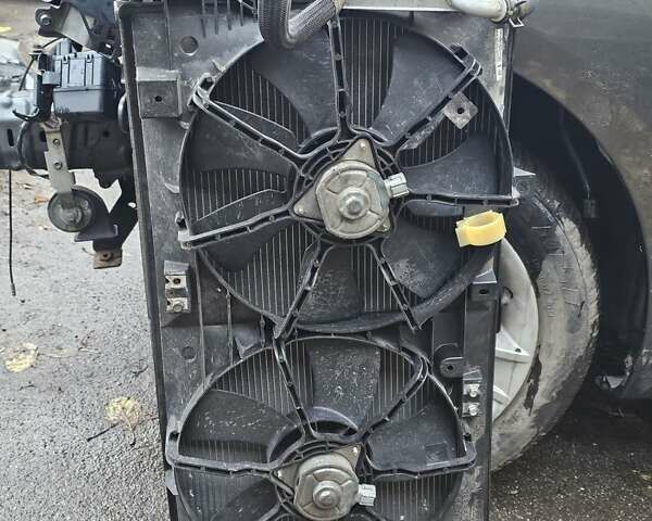 Сірий Мазда 3, об'ємом двигуна 1.6 л та пробігом 134 тис. км за 3800 $, фото 13 на Automoto.ua