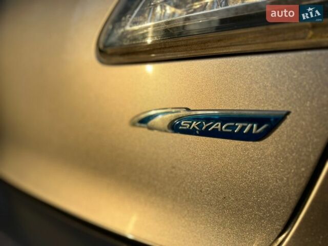 Серый Мазда 3, объемом двигателя 2 л и пробегом 174 тыс. км за 6500 $, фото 16 на Automoto.ua