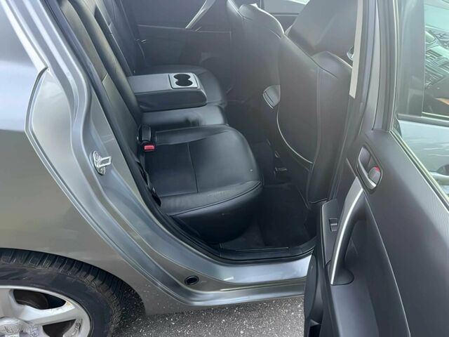 Серый Мазда 3, объемом двигателя 2 л и пробегом 85 тыс. км за 3700 $, фото 12 на Automoto.ua