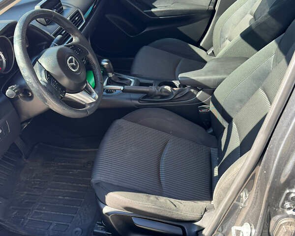 Серый Мазда 3, объемом двигателя 2 л и пробегом 170 тыс. км за 8999 $, фото 6 на Automoto.ua
