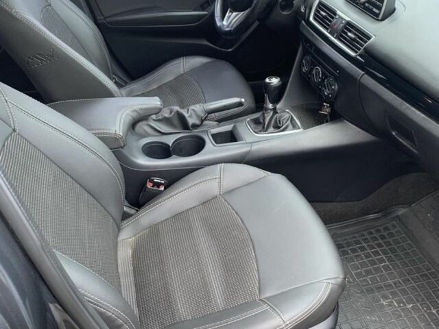 Серый Мазда 3, объемом двигателя 1.6 л и пробегом 115 тыс. км за 11000 $, фото 3 на Automoto.ua