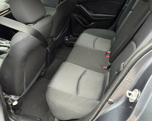 Сірий Мазда 3, об'ємом двигуна 2 л та пробігом 168 тис. км за 10400 $, фото 11 на Automoto.ua