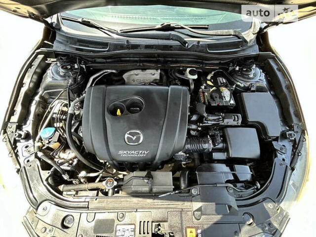 Сірий Мазда 3, об'ємом двигуна 2 л та пробігом 149 тис. км за 1800 $, фото 19 на Automoto.ua