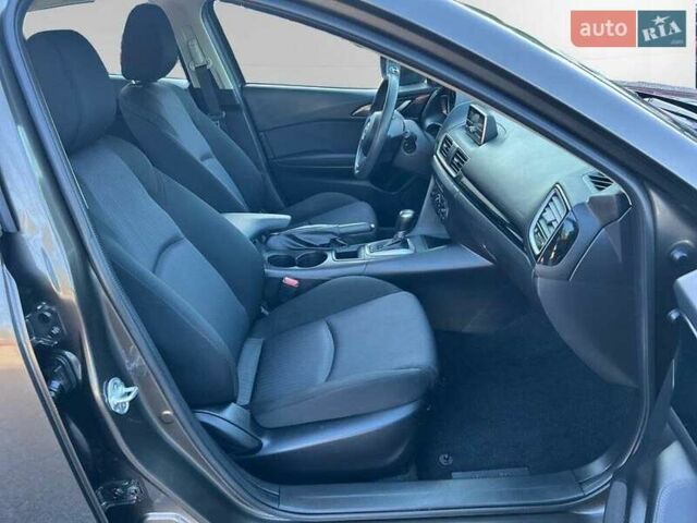 Сірий Мазда 3, об'ємом двигуна 2 л та пробігом 107 тис. км за 1900 $, фото 16 на Automoto.ua