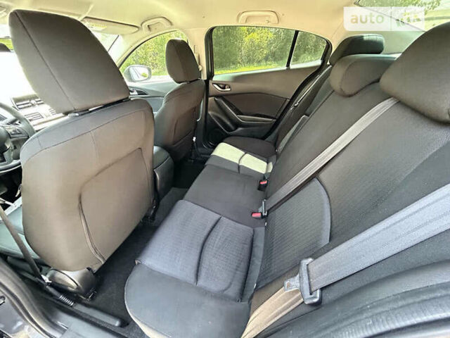 Сірий Мазда 3, об'ємом двигуна 2 л та пробігом 149 тис. км за 1800 $, фото 13 на Automoto.ua