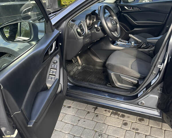 Сірий Мазда 3, об'ємом двигуна 2 л та пробігом 212 тис. км за 8700 $, фото 9 на Automoto.ua