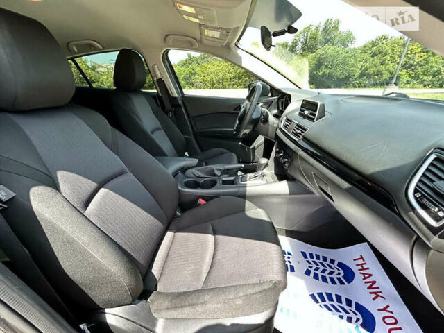 Сірий Мазда 3, об'ємом двигуна 2 л та пробігом 149 тис. км за 1800 $, фото 11 на Automoto.ua