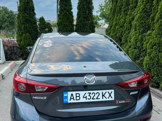 Сірий Мазда 3, об'ємом двигуна 1.5 л та пробігом 173 тис. км за 10000 $, фото 1 на Automoto.ua