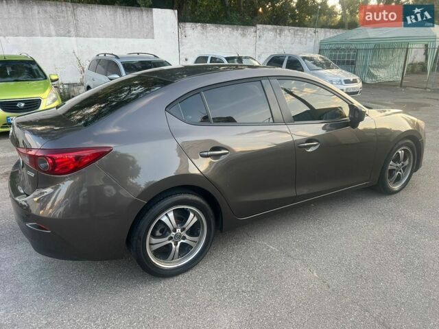 Сірий Мазда 3, об'ємом двигуна 2 л та пробігом 160 тис. км за 9500 $, фото 3 на Automoto.ua